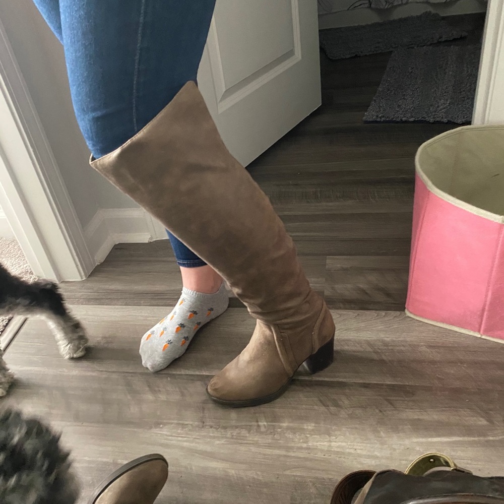 knee high boots